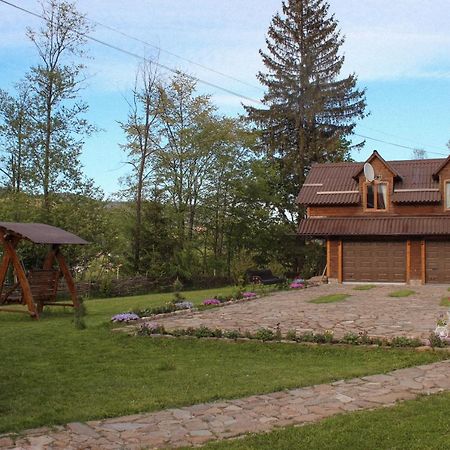 Чорногірський Вітер Villa Verkhovyna Bagian luar foto